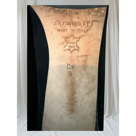 Vtg Amalfi Made in Italy Black Suede Leather Heels w/ Silver Ring Accent 9.5B - Picture 4 of 6